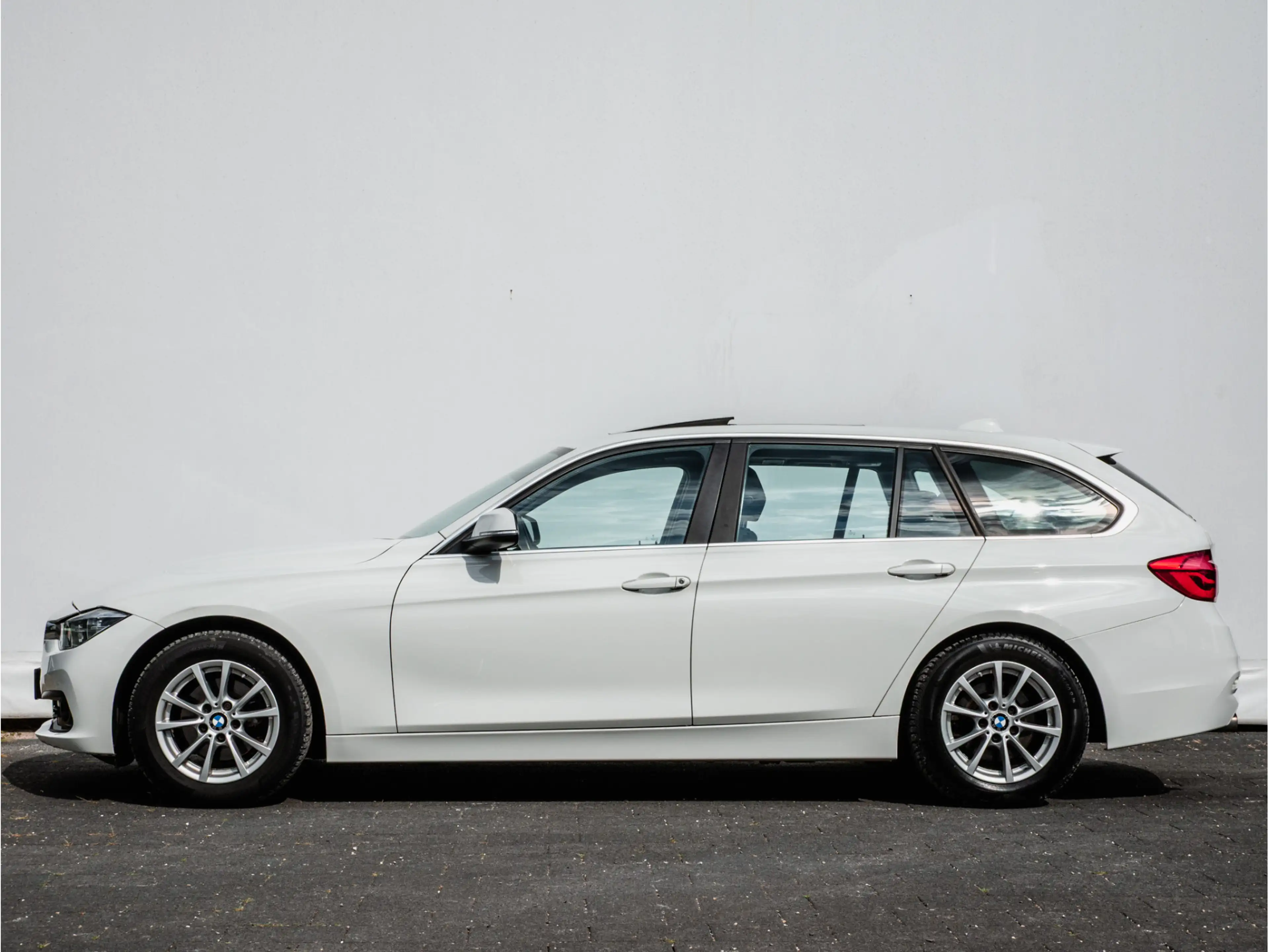 BMW 316 3-serie Touring 316d Corporate Lease Essential Ele — photo 6