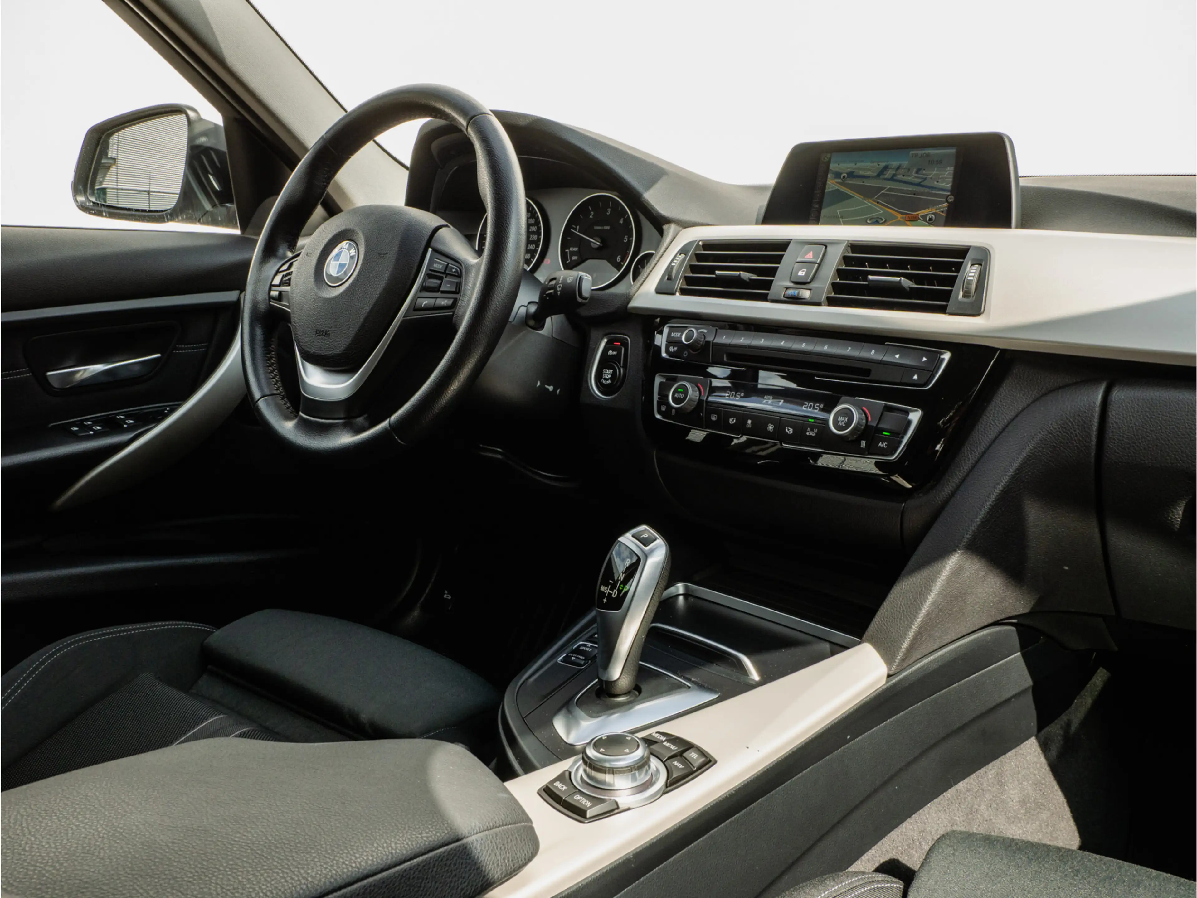 BMW 316 3-serie Touring 316d Corporate Lease Essential Ele — photo 3