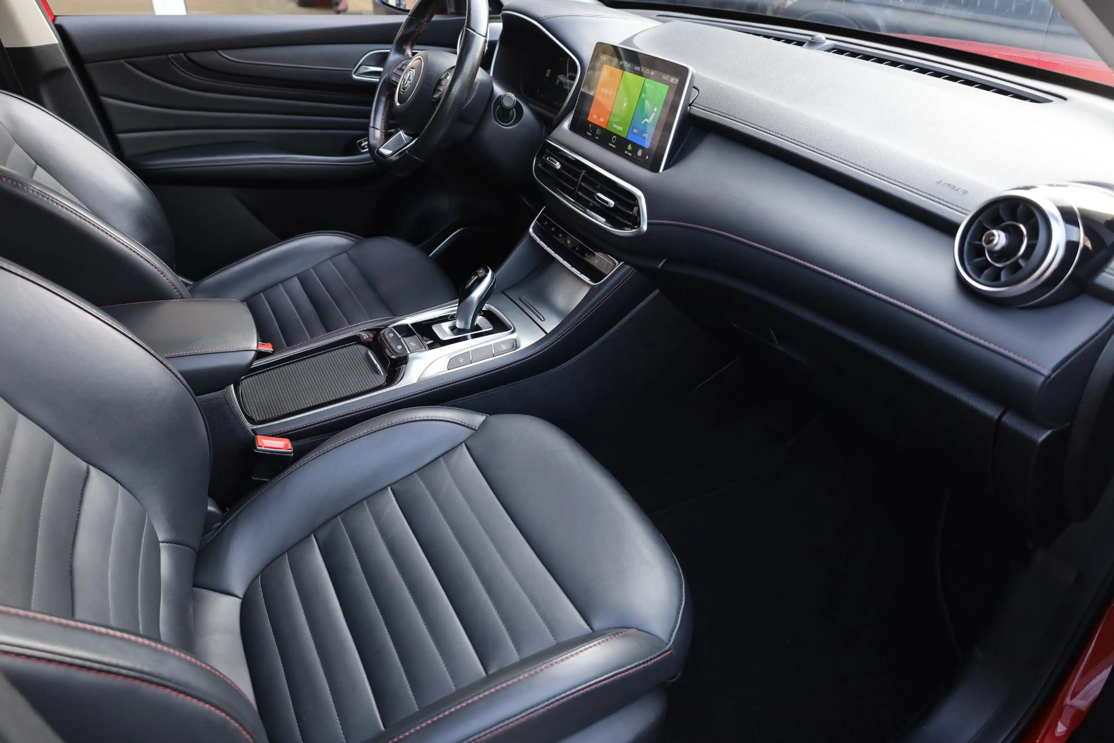 MG EHS 1.5 TGDI Luxury PANO 360-CAMERA LEER DAB CARPLAY N — photo 34