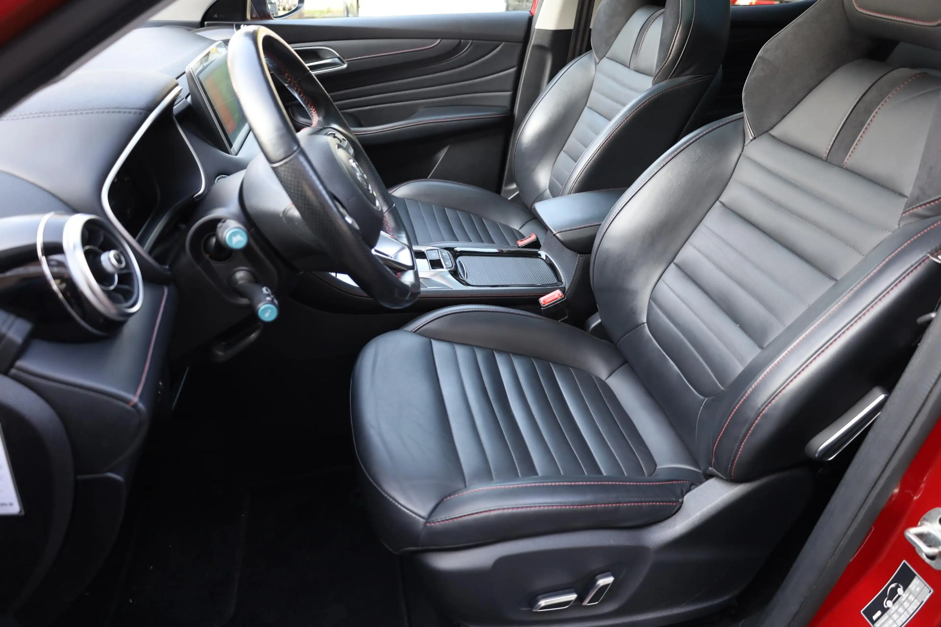 MG EHS 1.5 TGDI Luxury PANO 360-CAMERA LEER DAB CARPLAY N — photo 6
