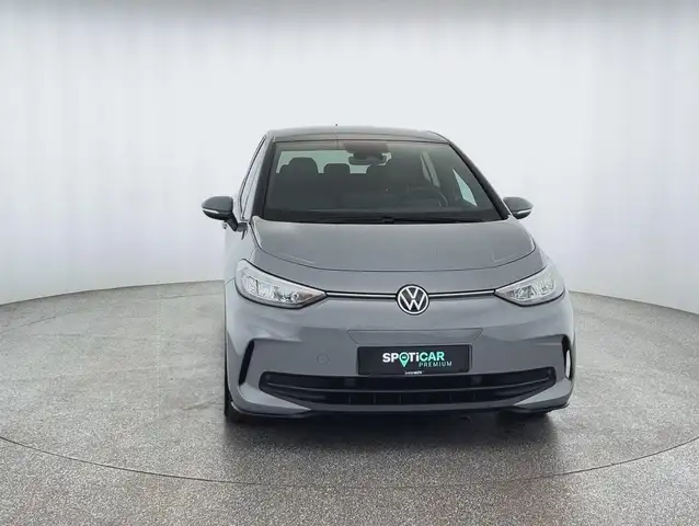 Volkswagen ID.3 view 2