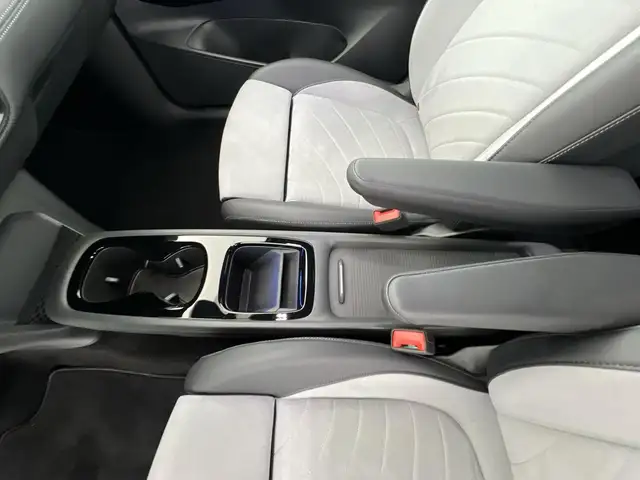 Volkswagen ID.3 view 14