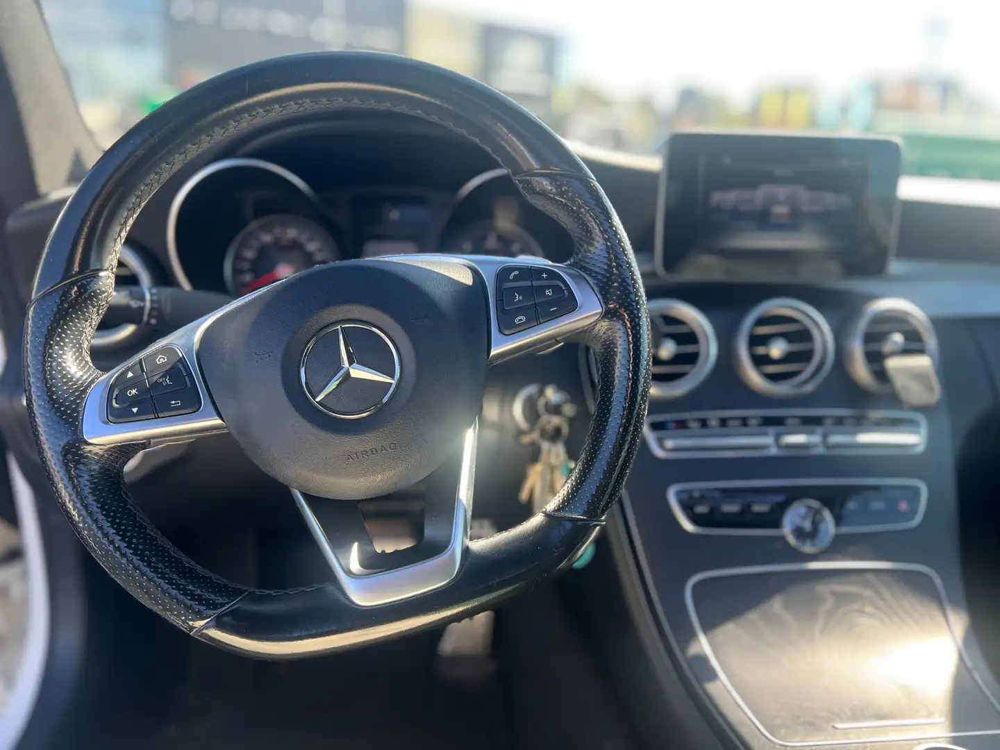 Mercedes-Benz C 220 C 220 d Coupe 4Matic 9G-TRONIC AMG Line Blanc - 2