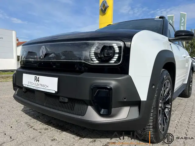 Renault Electric Iconic view 7
