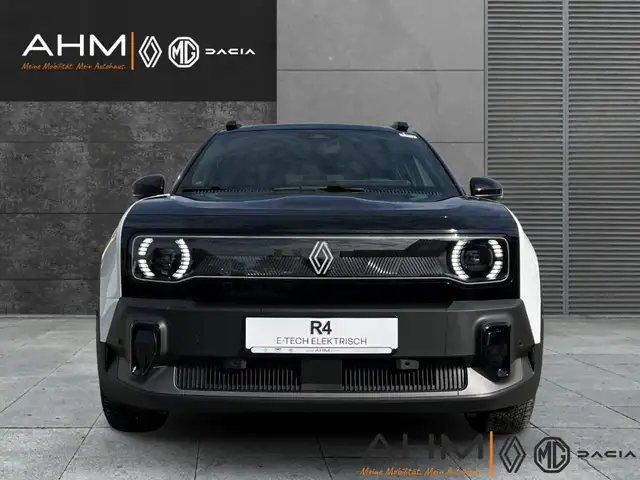 Renault Electric Iconic view 3