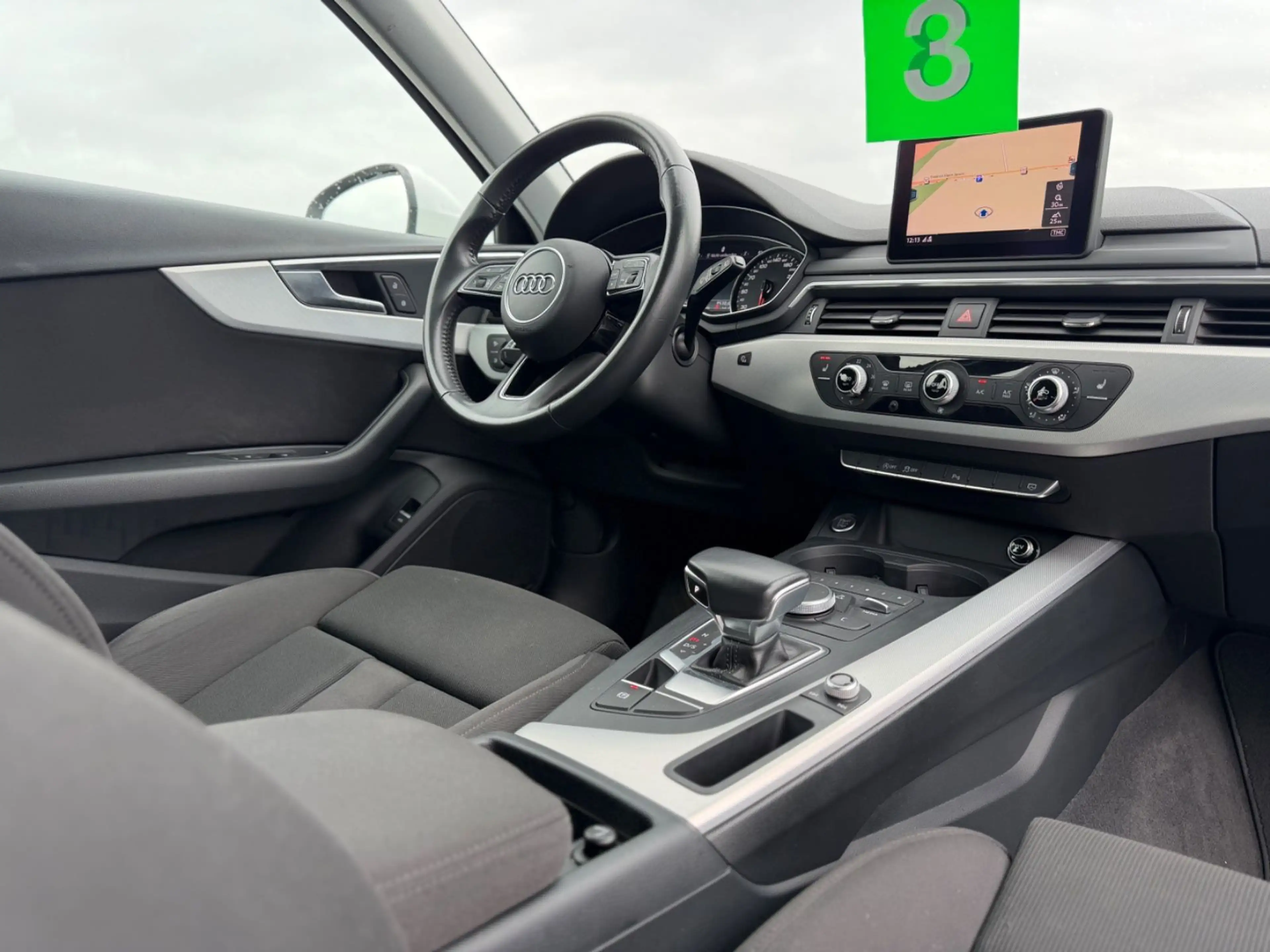 Audi A4 Avant S-Line*AHK*LED*DSPSound*TEMPO*PDC*NAVI — photo 13