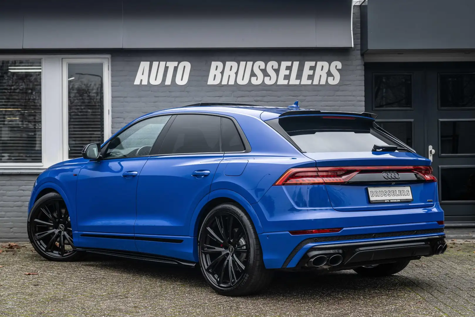 Audi Q8 55 TFSI e quattro Competition Audi "exclusive" RS Bleu - 2