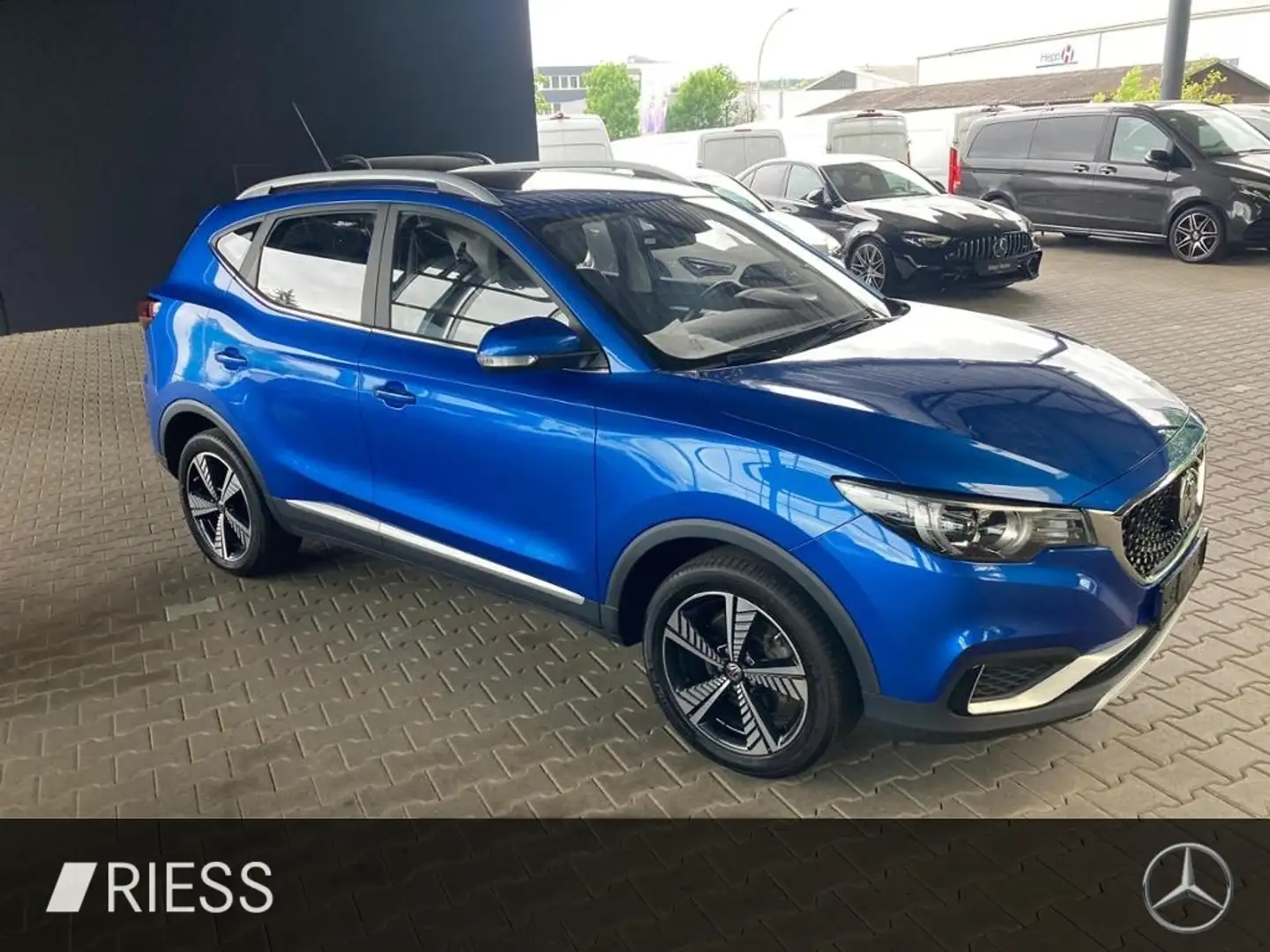 MG ZS LUXURY PANO LED KAMERA LEDER TEMPOMAT KEYLESS Blue - 2