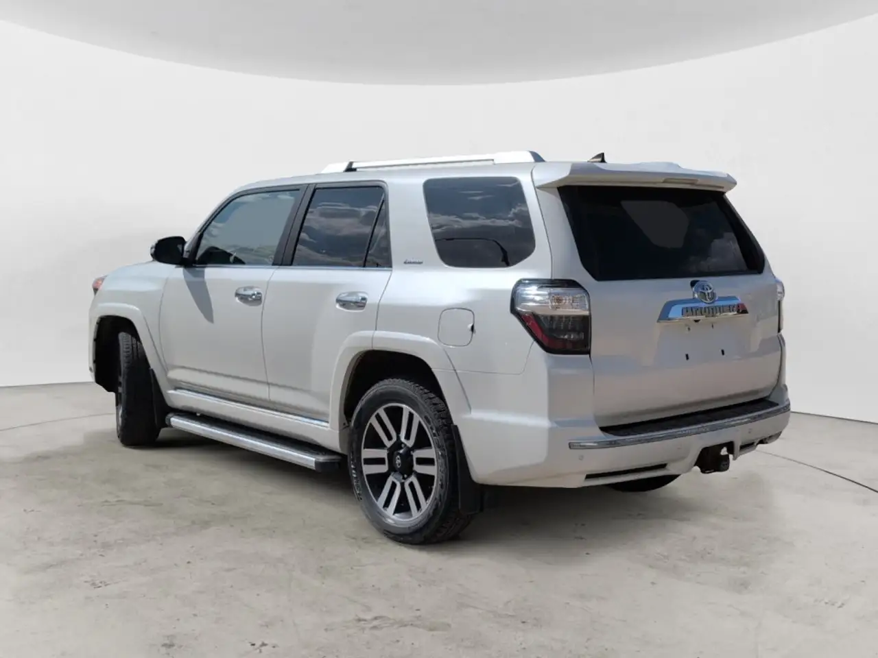 Toyota 4-Runner снимка Toyota 4-Runner