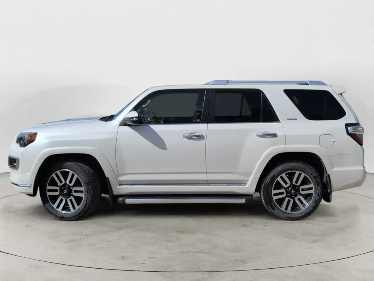 Toyota 4-Runner снимка Toyota 4-Runner