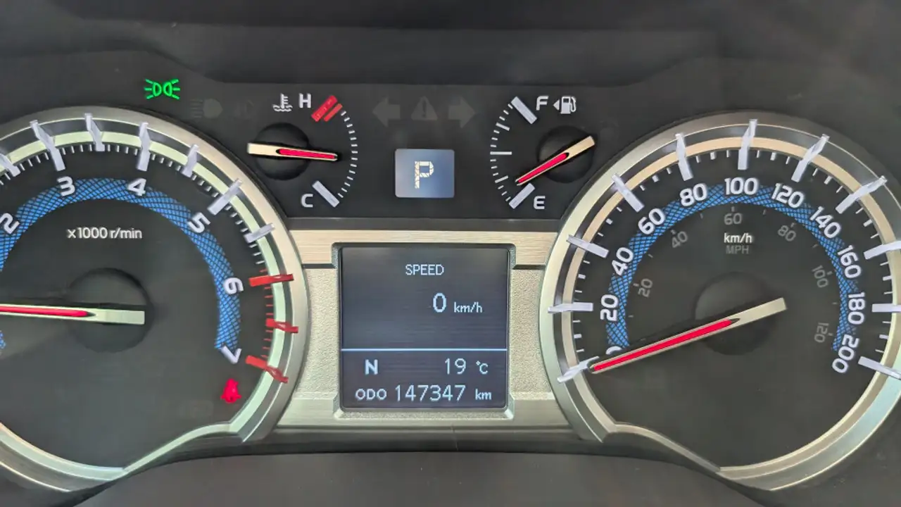 Toyota 4-Runner снимка Toyota 4-Runner