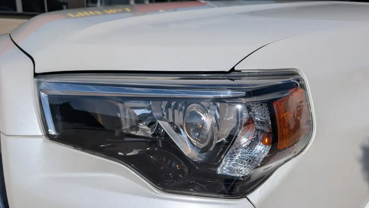 Toyota 4-Runner снимка Toyota 4-Runner