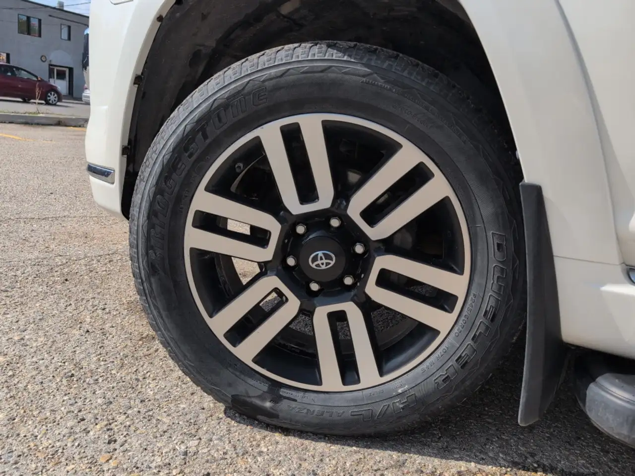 Toyota 4-Runner снимка Toyota 4-Runner