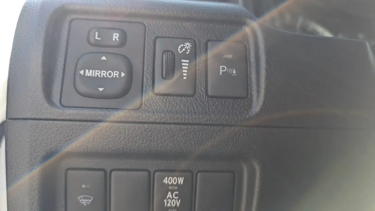 Toyota 4-Runner снимка Toyota 4-Runner