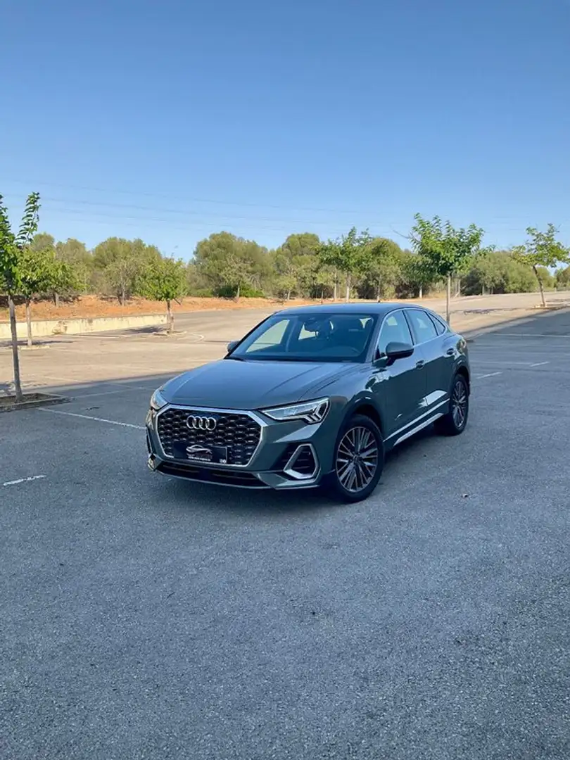 Audi Q3 45 TFSIe S line S-tronic Gris - 1