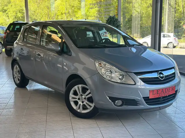 Opel Corsa 🟩1.2 ESSENCE 80CV - AIRCO