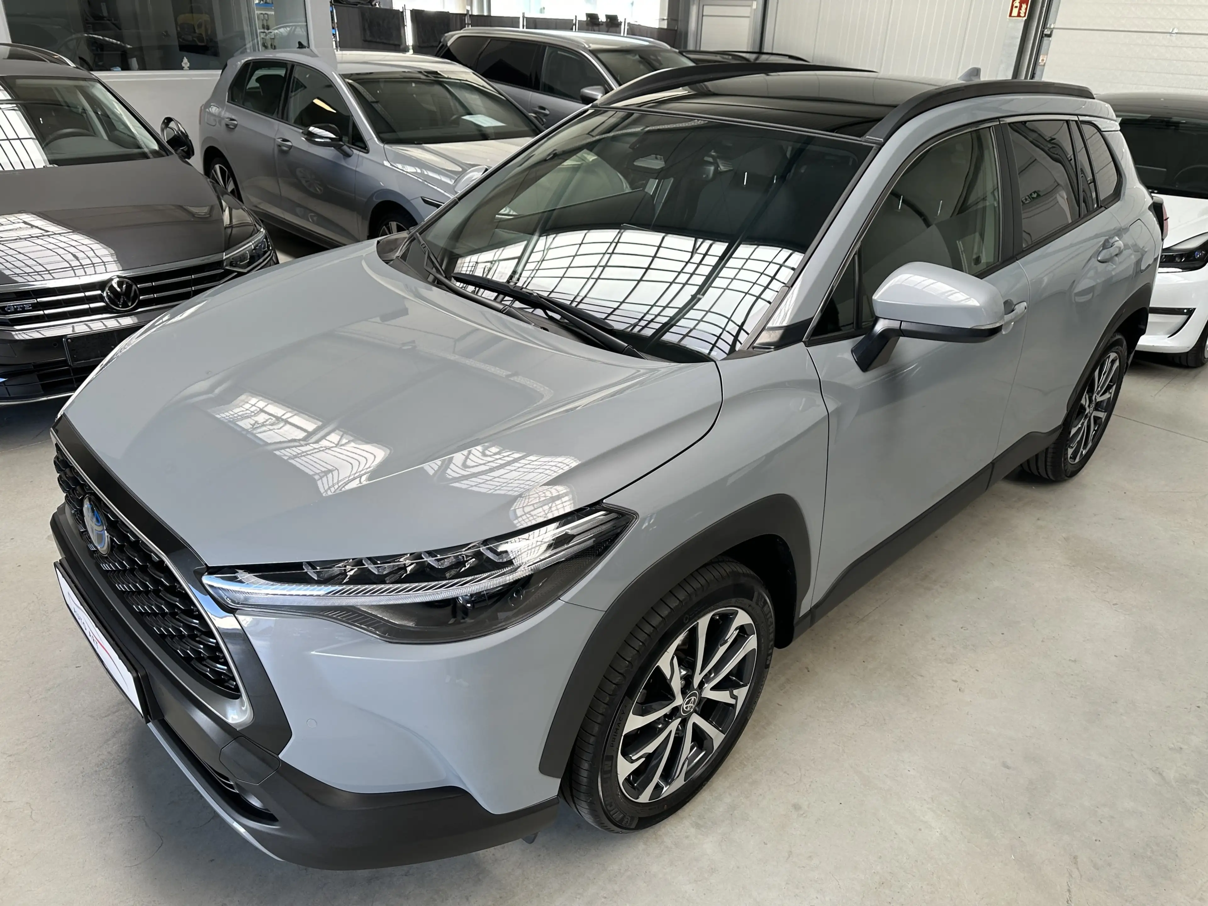 Toyota Corolla Cross Hybrid Team D. Pano Acc Navi LED — photo 12