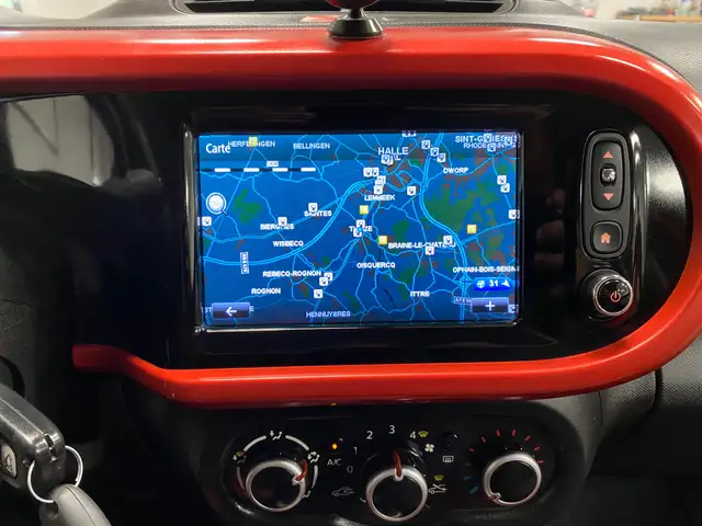 Renault Twingo view 16