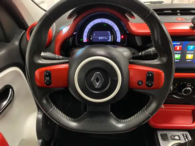 Renault Twingo view 13