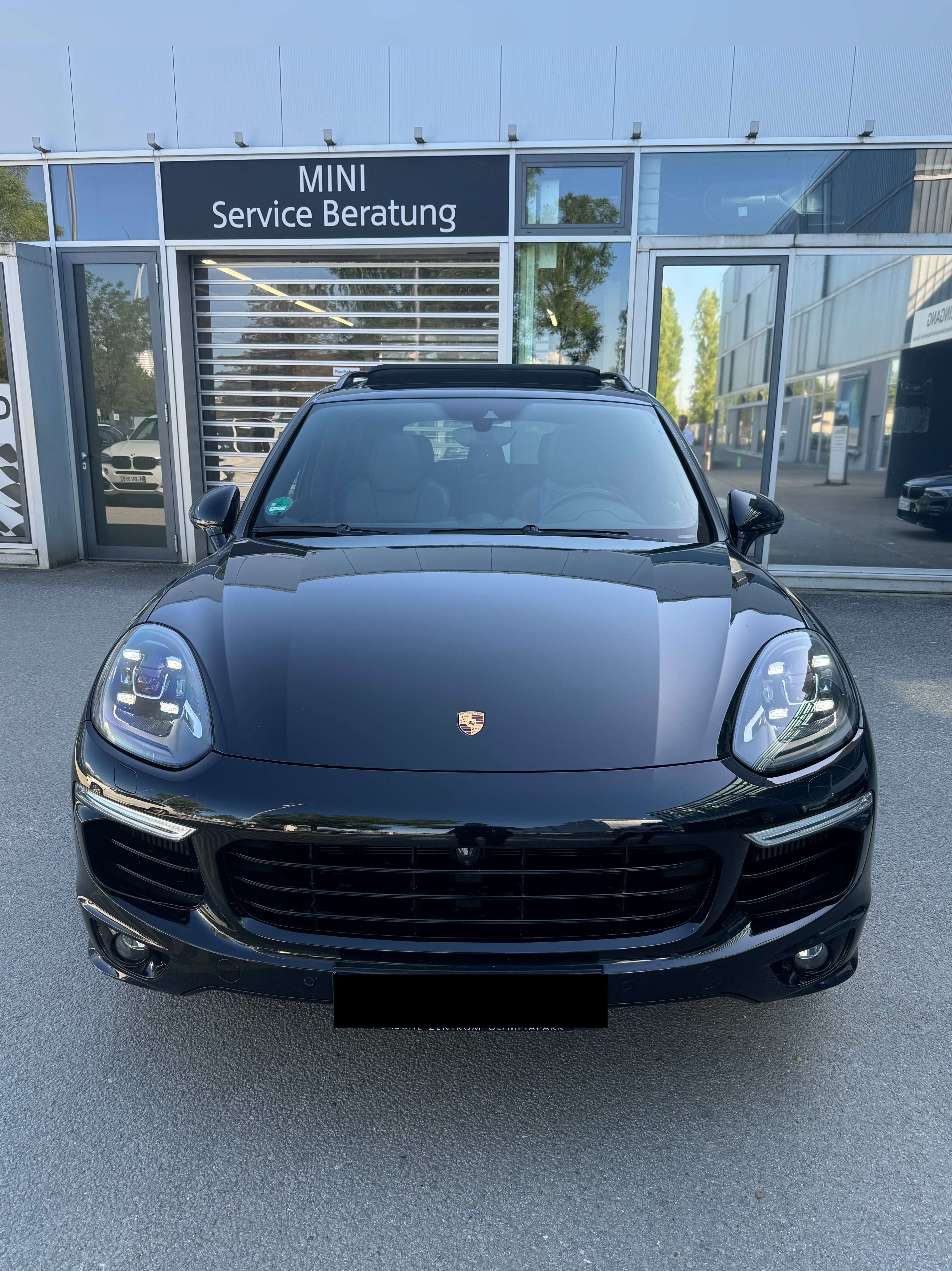 Second hand Porsche Cayenne 