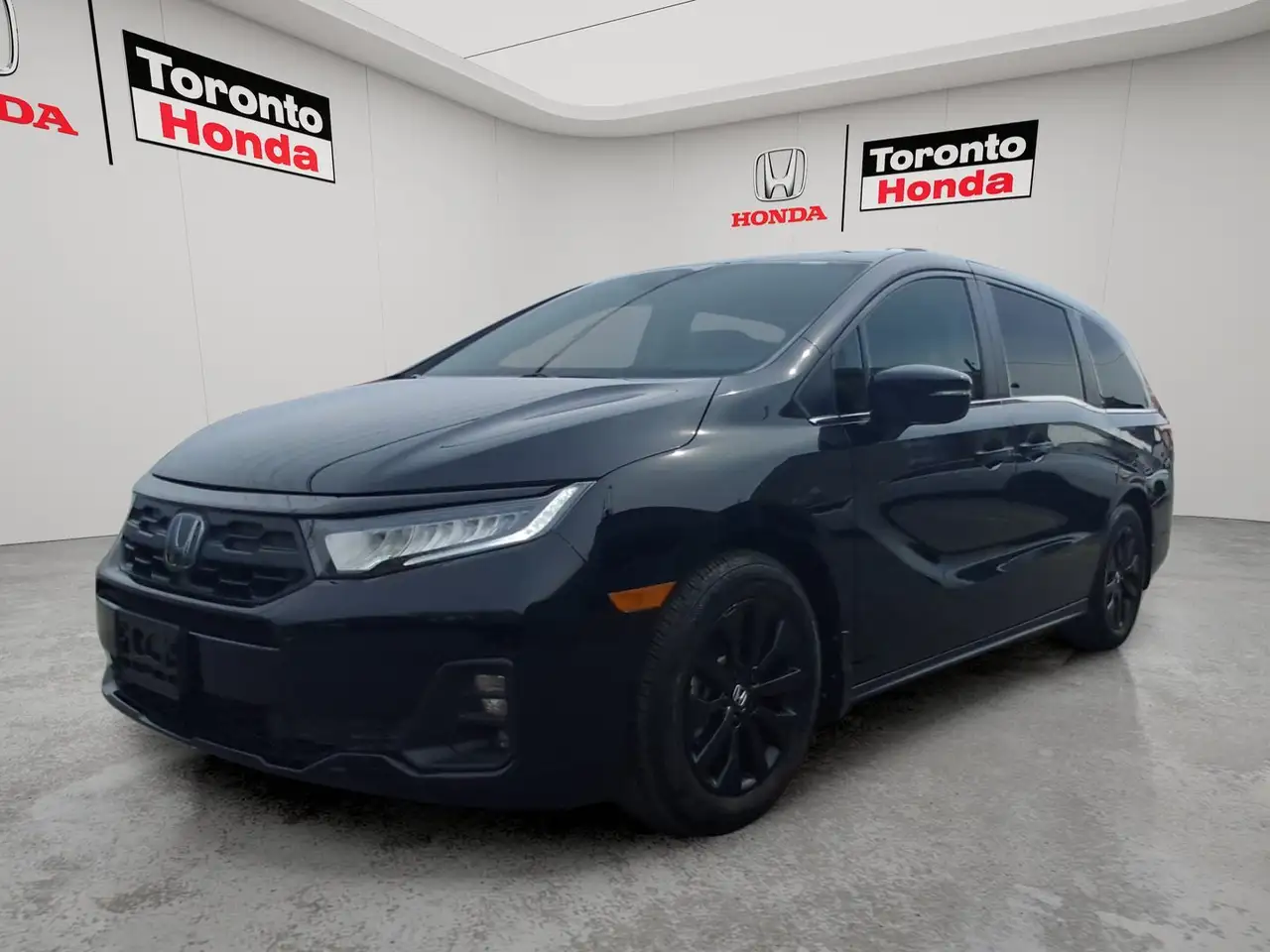 Honda Odyssey снимка Honda Odyssey