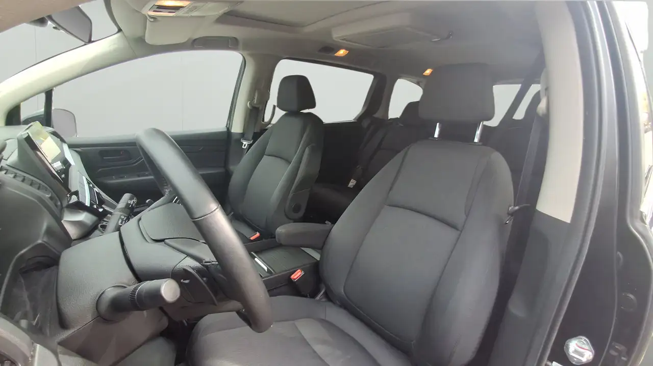 Honda Odyssey снимка Honda Odyssey