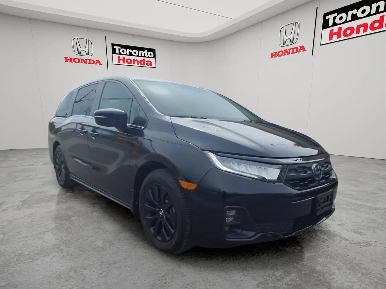 Honda Odyssey снимка Honda Odyssey