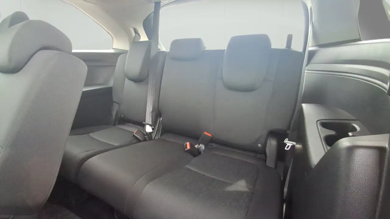 Honda Odyssey снимка Honda Odyssey