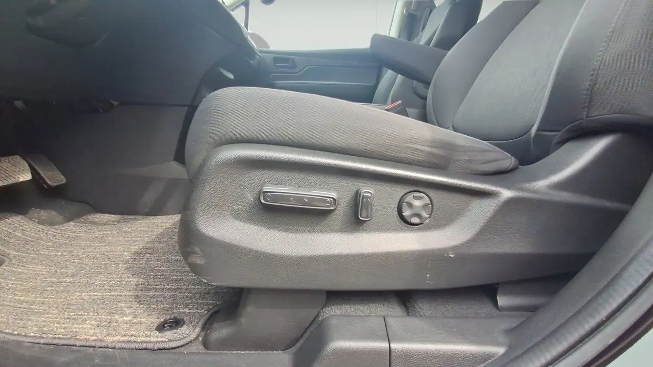 Honda Odyssey снимка Honda Odyssey