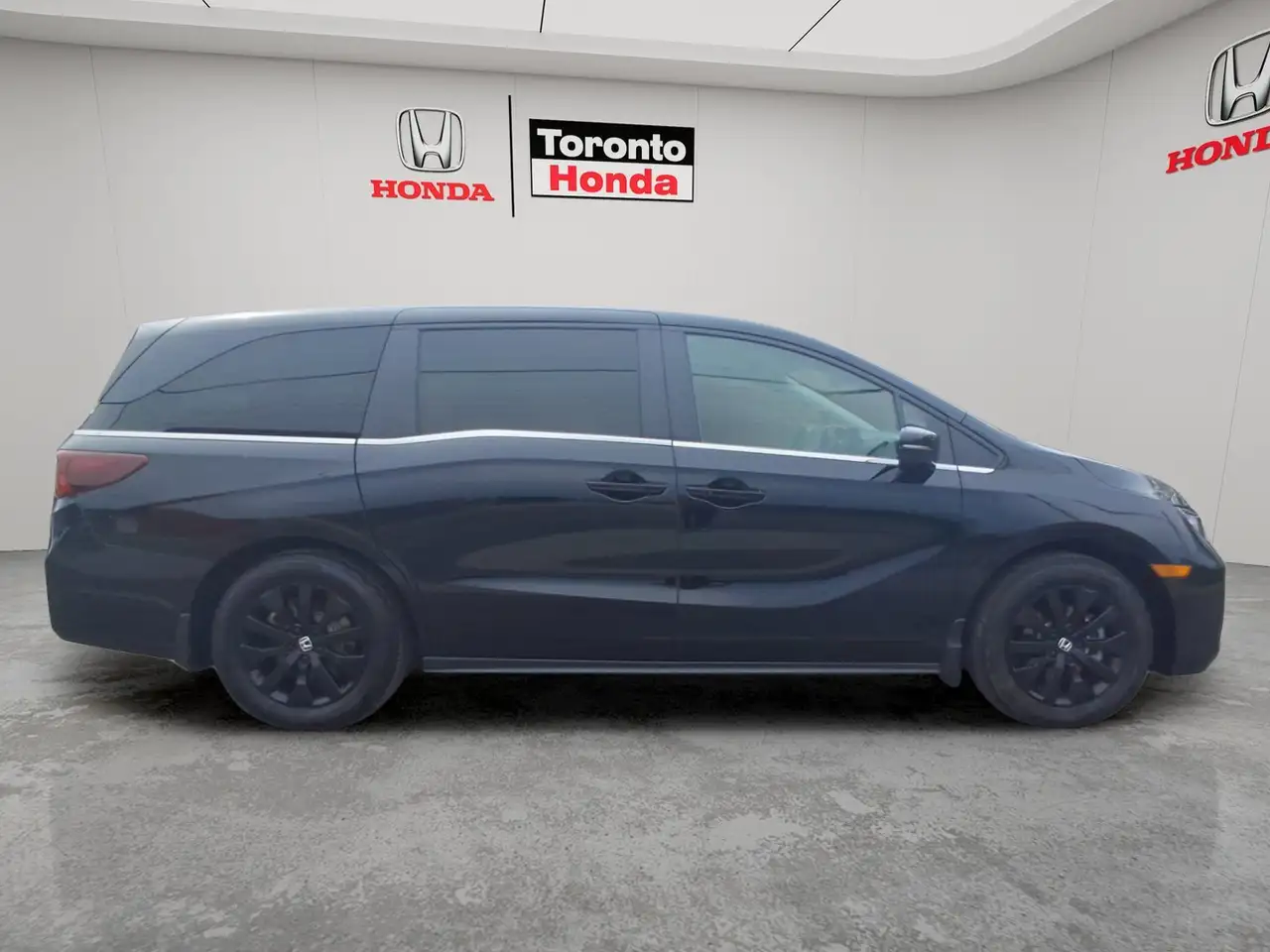 Honda Odyssey снимка Honda Odyssey