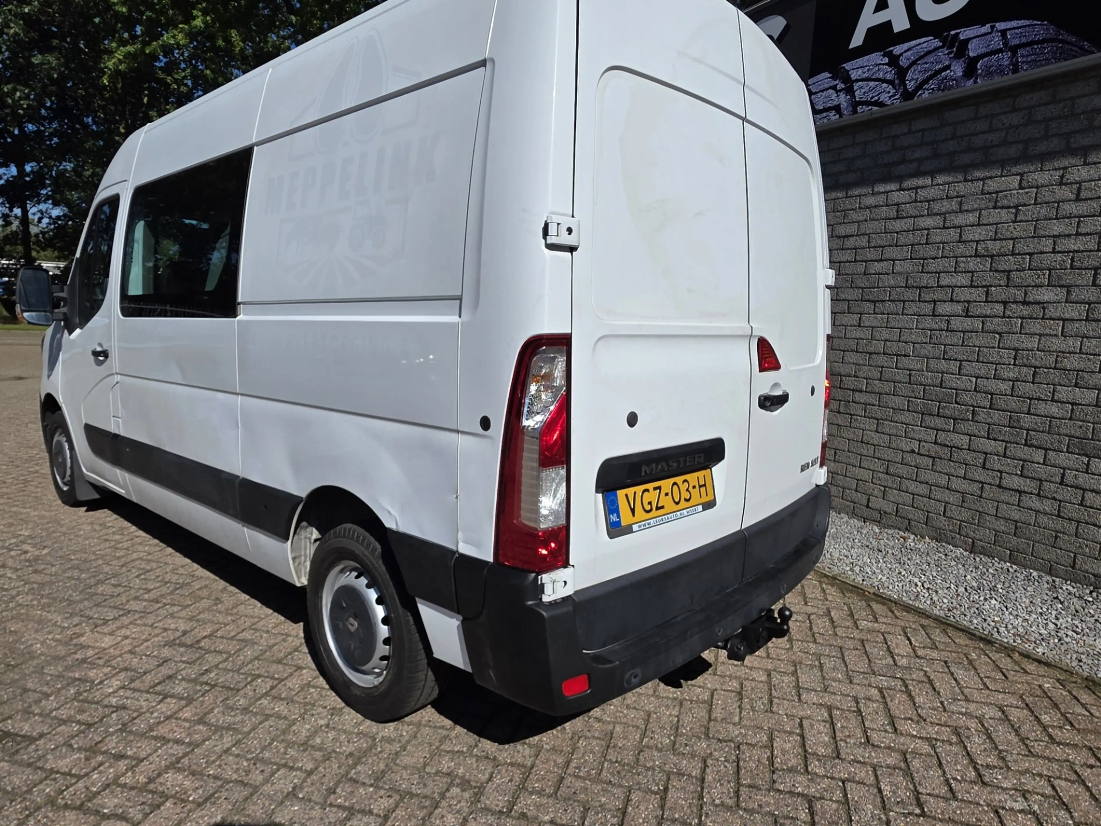 Renault Master T35 2.3 dCi 150 L2H2 DC Energy — photo 3