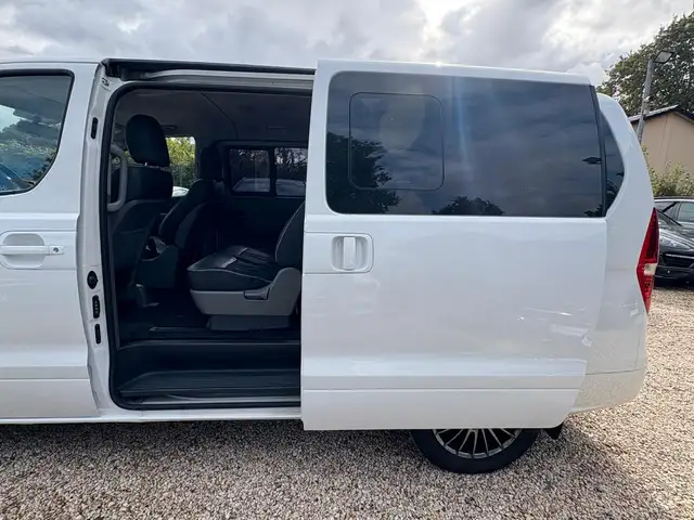 Hyundai H-1 view 8