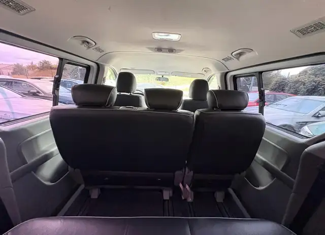 Hyundai H-1 view 15