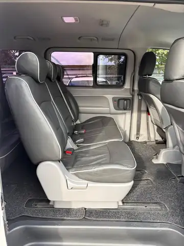 Hyundai H-1 view 13