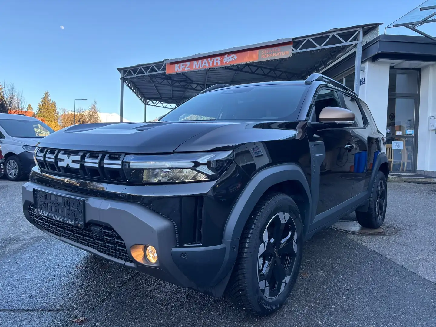 Dacia Duster Extreme TCe 130 mHev 4x4 *sofort verfügbar* Schwarz - 1