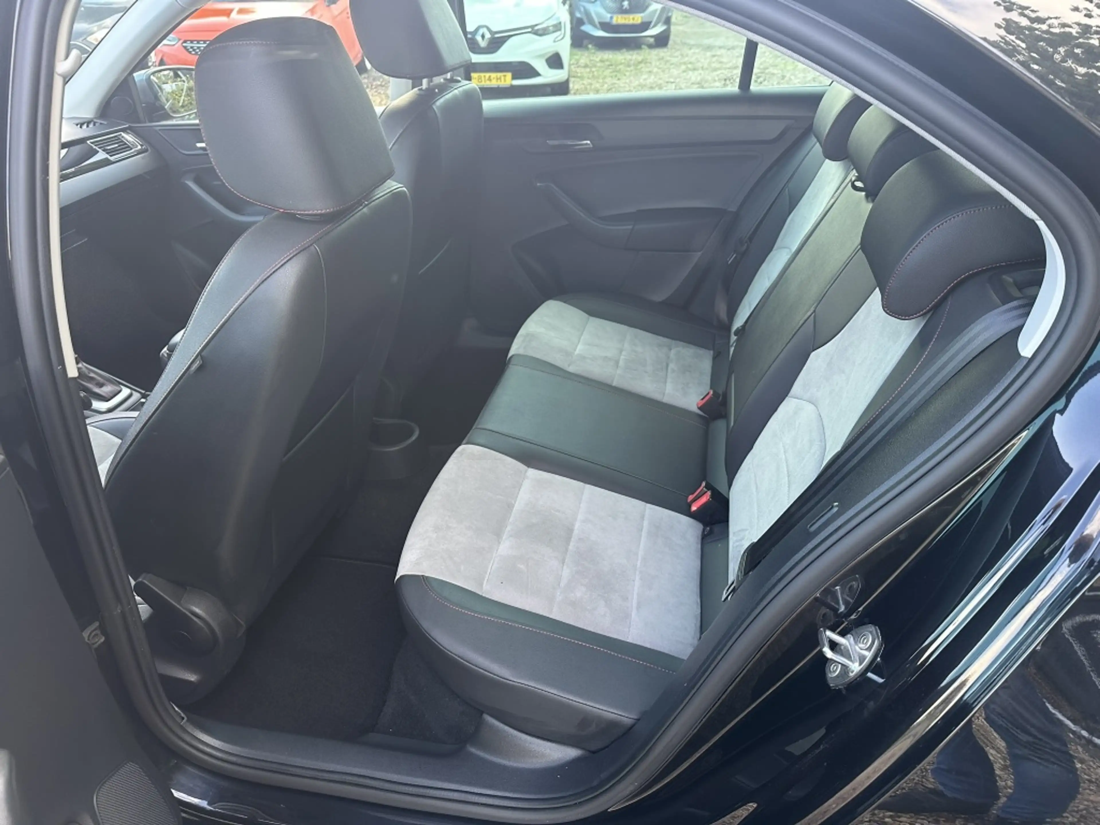 SEAT Toledo 1.4 TSI FR DSG Aut. — photo 22