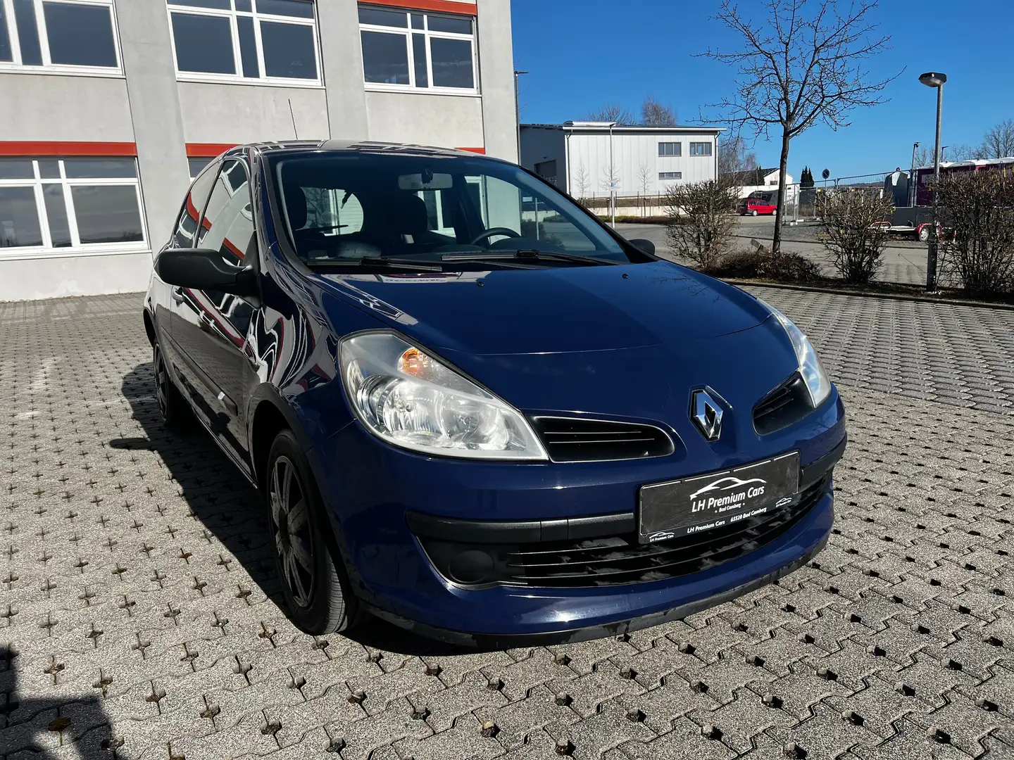 Renault Clio 1.2 16V Extreme Blau - 1