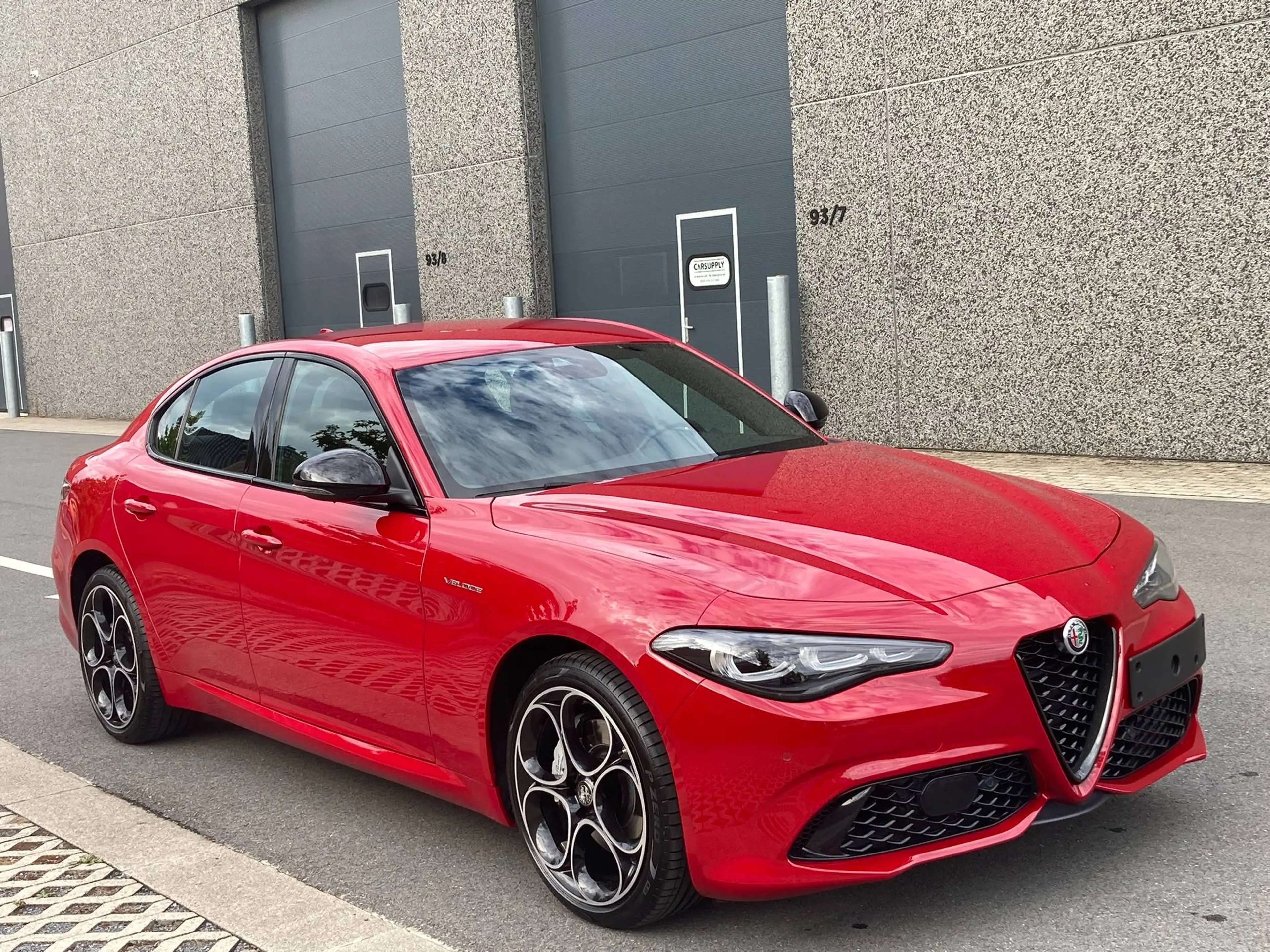 Alfa Romeo Giulia 2.0T 16V Q4 Veloce AWD Aut(8) - Model 2024 - Slechts 19.000 Km — photo 11
