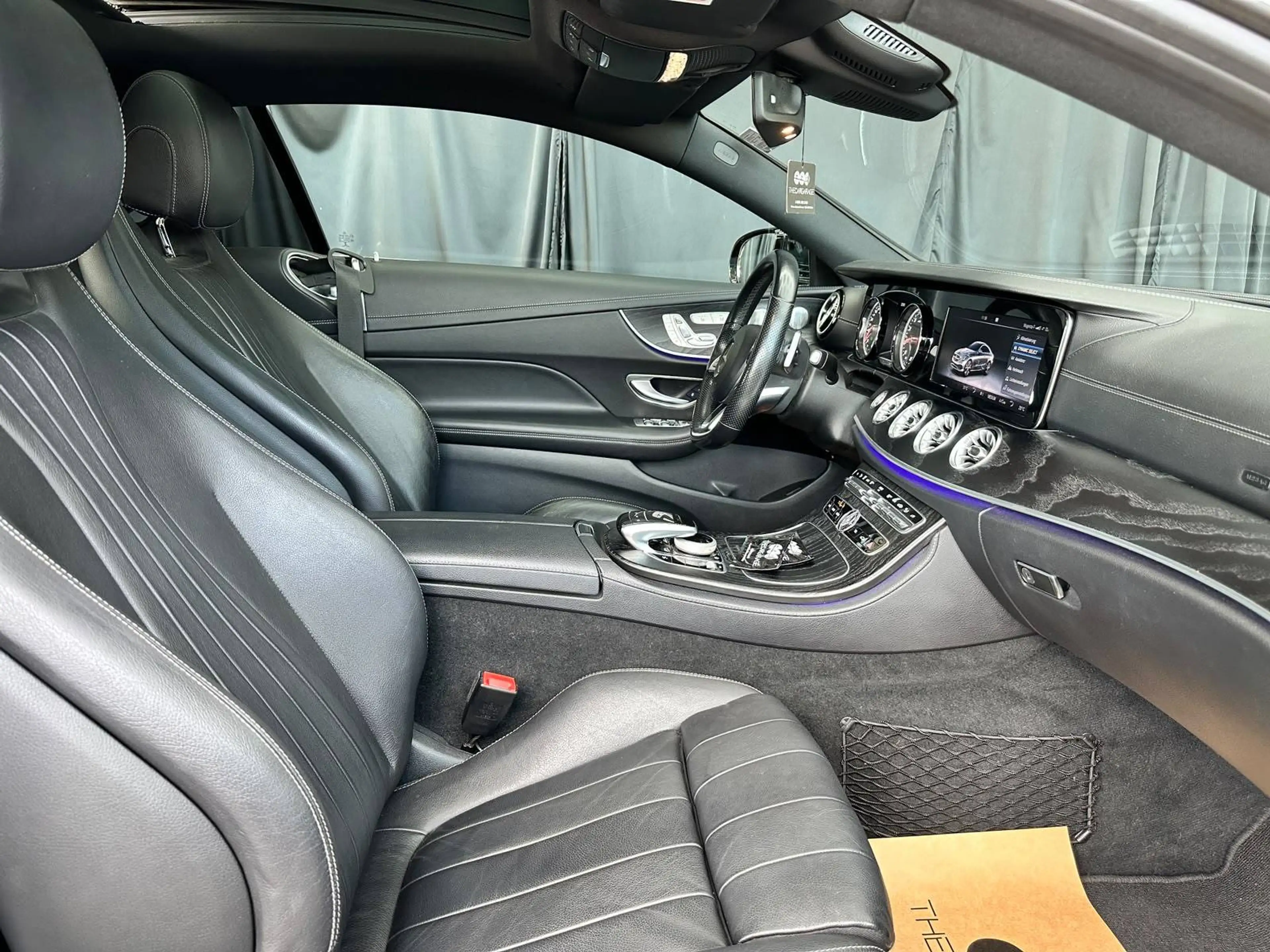 Mercedes-Benz E 200 E 200 (238.342) — photo 13
