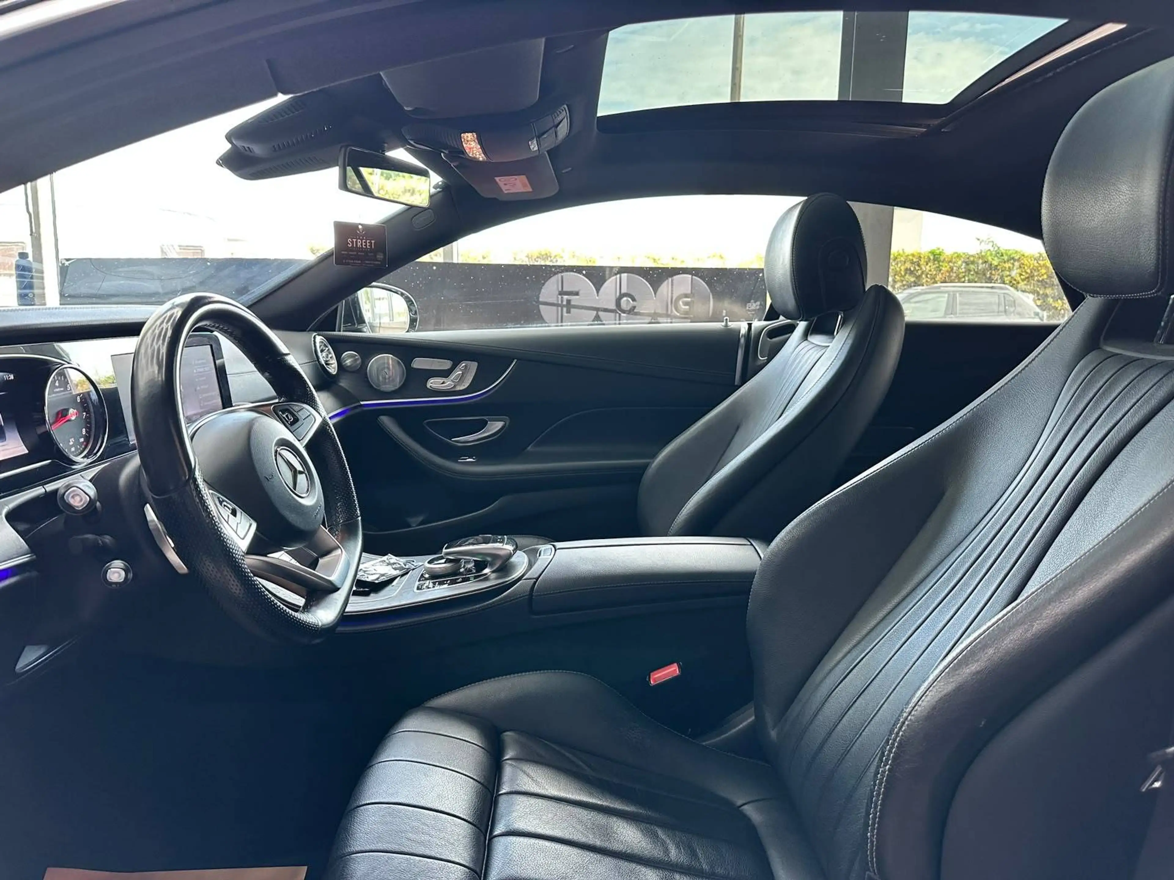 Mercedes-Benz E 200 E 200 (238.342) — photo 11