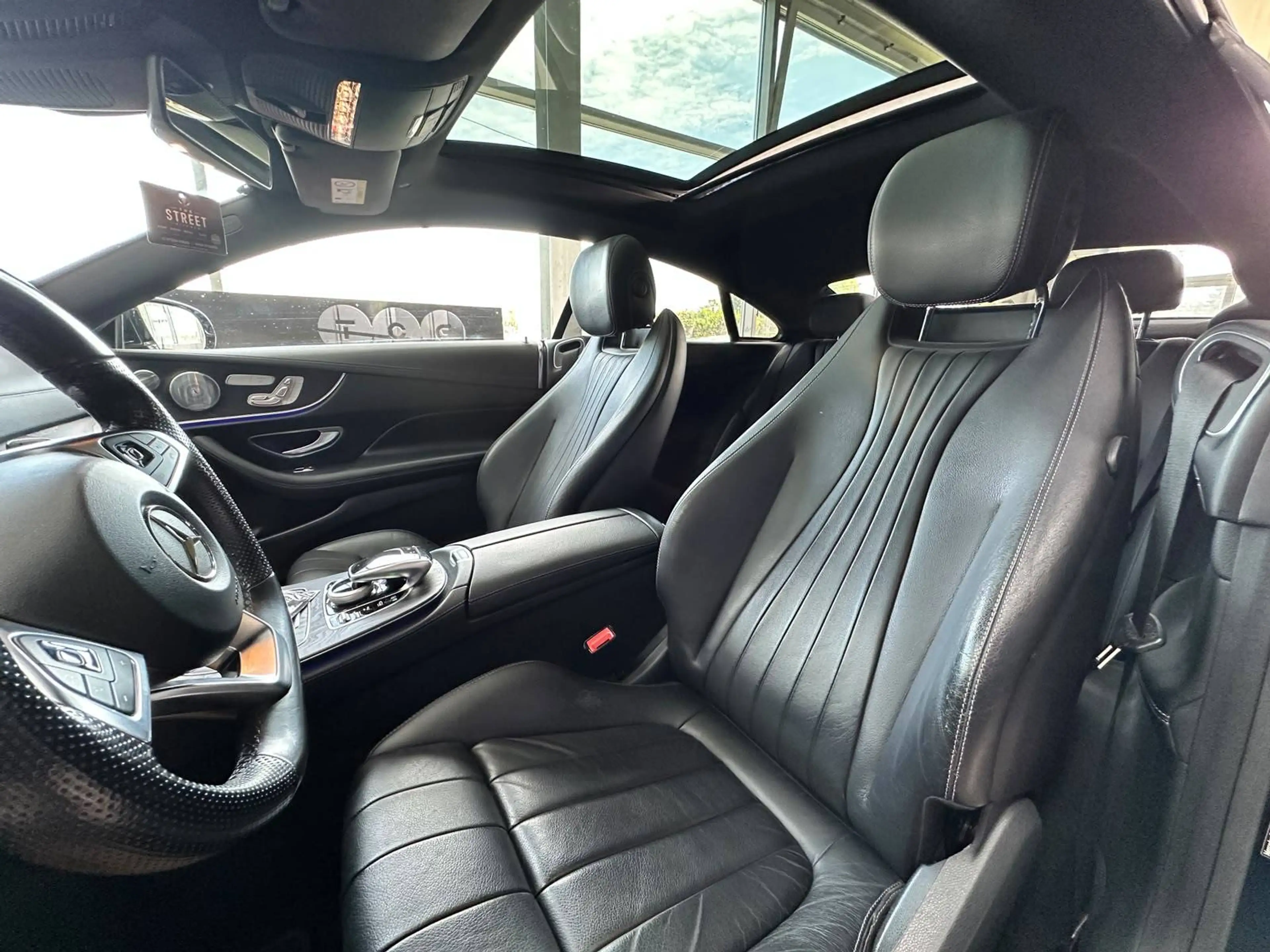 Mercedes-Benz E 200 E 200 (238.342) — photo 12
