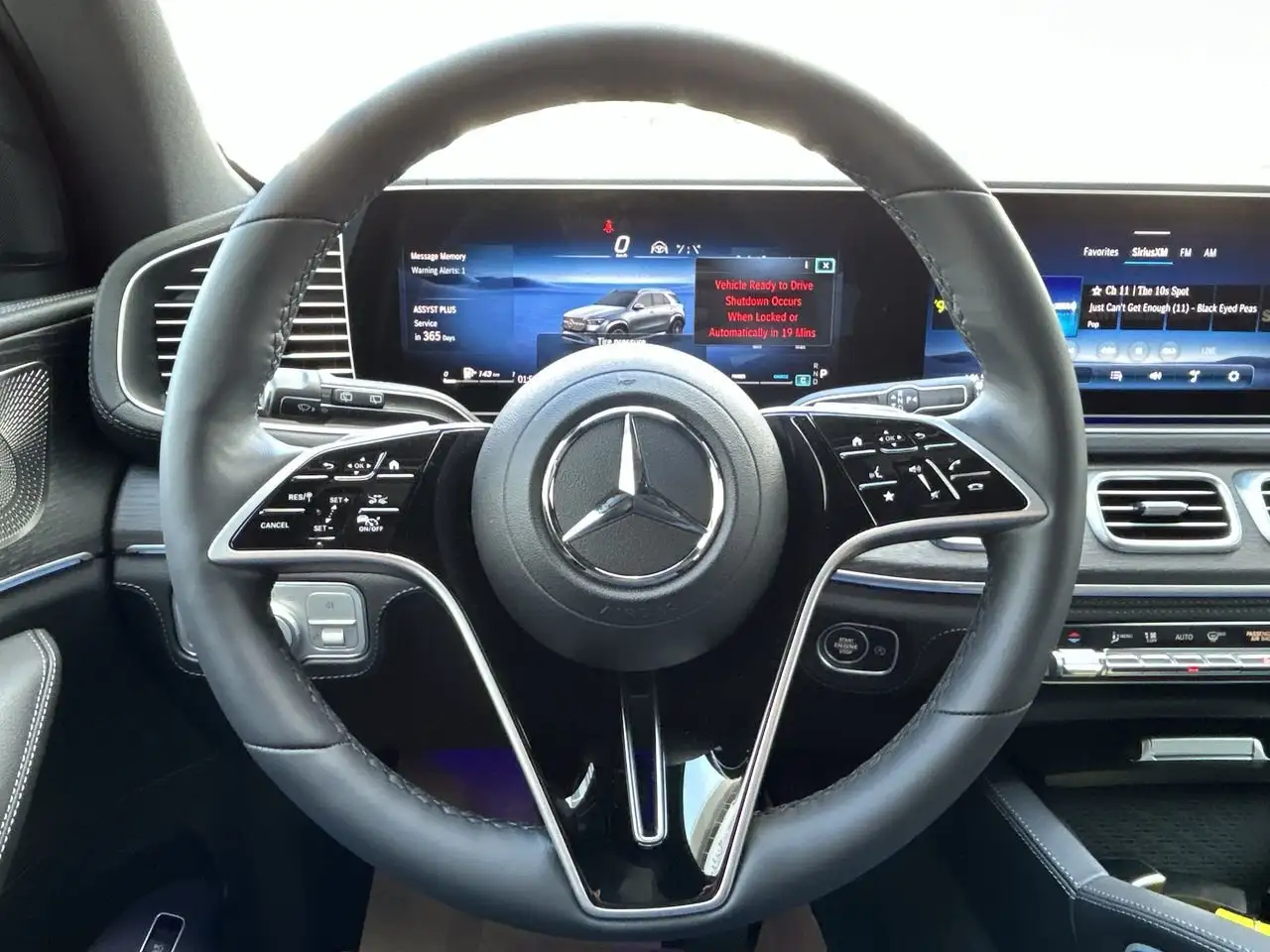 Mercedes-Benz GLE снимка Mercedes-Benz GLE