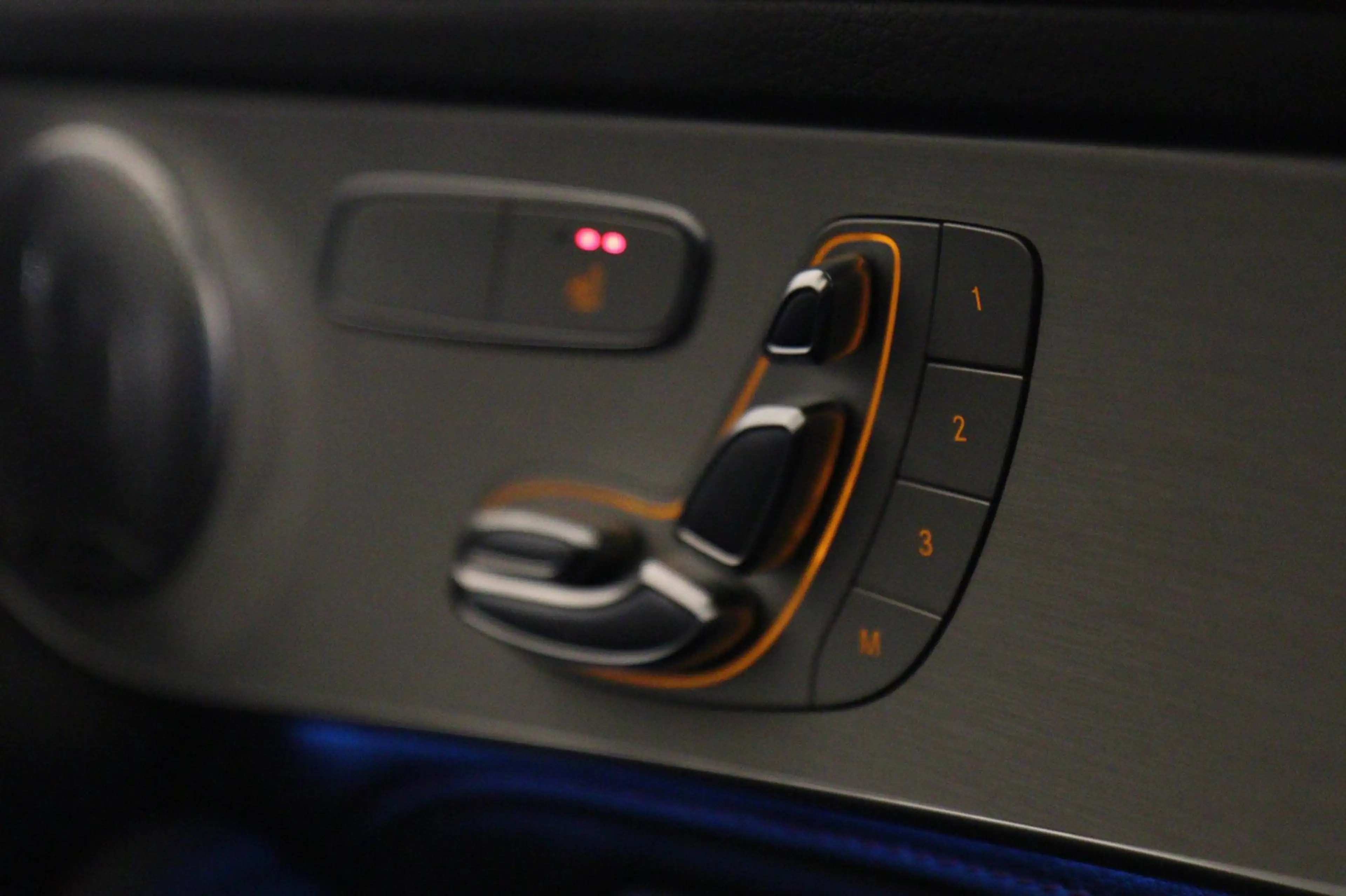 Mercedes-Benz GLC 43 AMG 4MATIC PANODAK/LANEASSIST/LUCHT/MEM/SFEER/VOL — photo 18