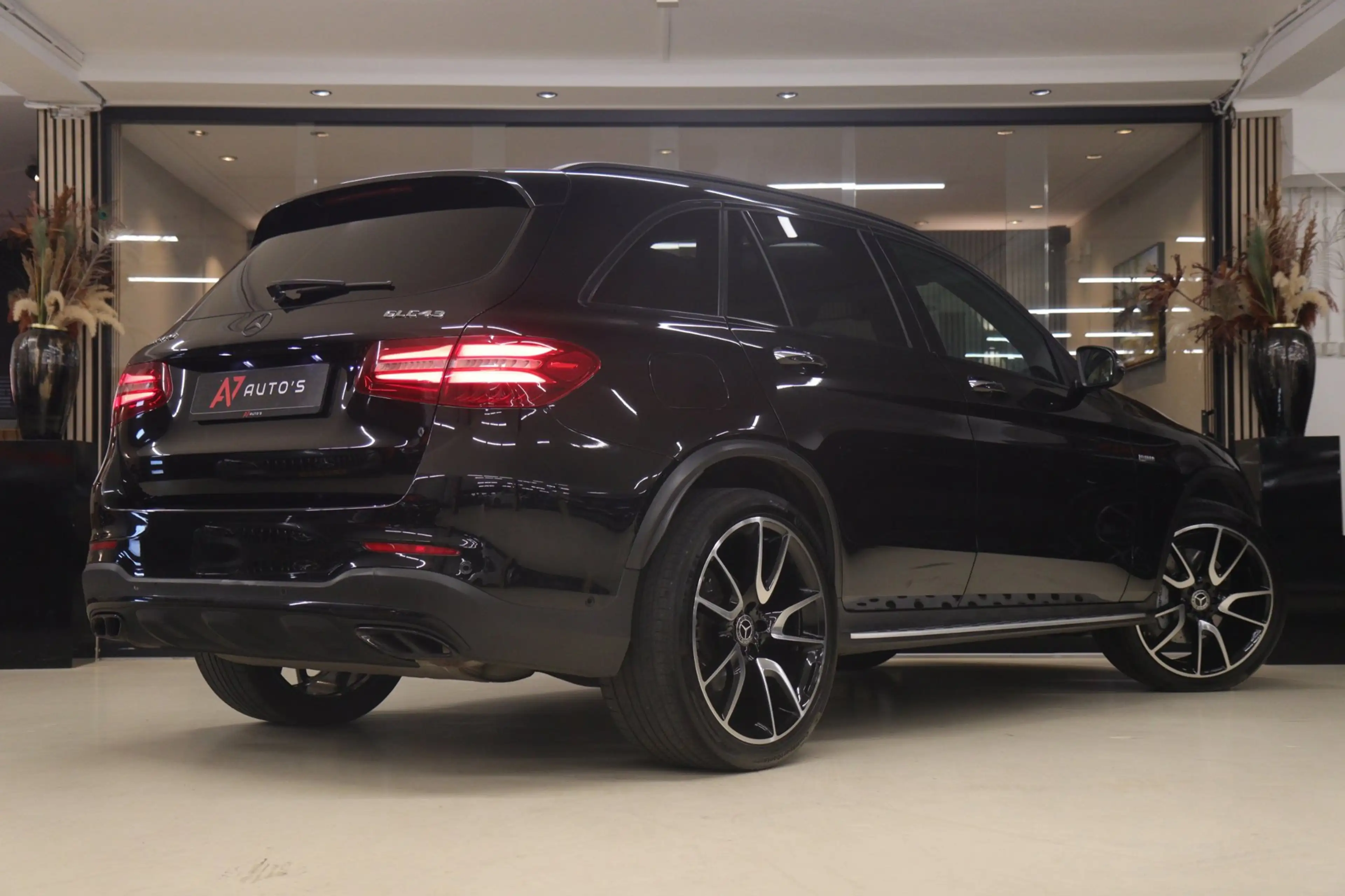 Mercedes-Benz GLC 43 AMG 4MATIC PANODAK/LANEASSIST/LUCHT/MEM/SFEER/VOL — photo 4