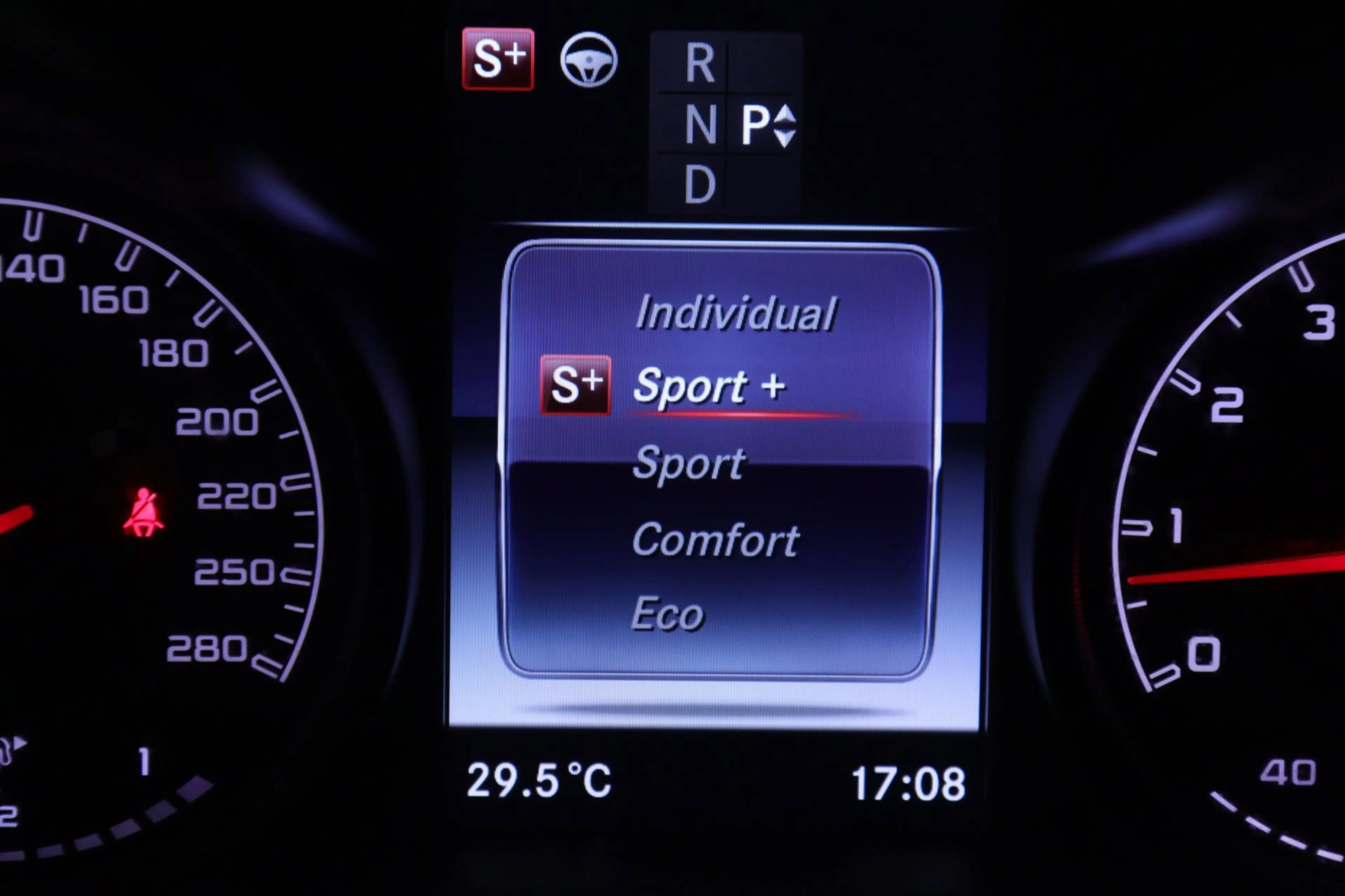 Mercedes-Benz GLC 43 AMG 4MATIC PANODAK/LANEASSIST/LUCHT/MEM/SFEER/VOL — photo 45