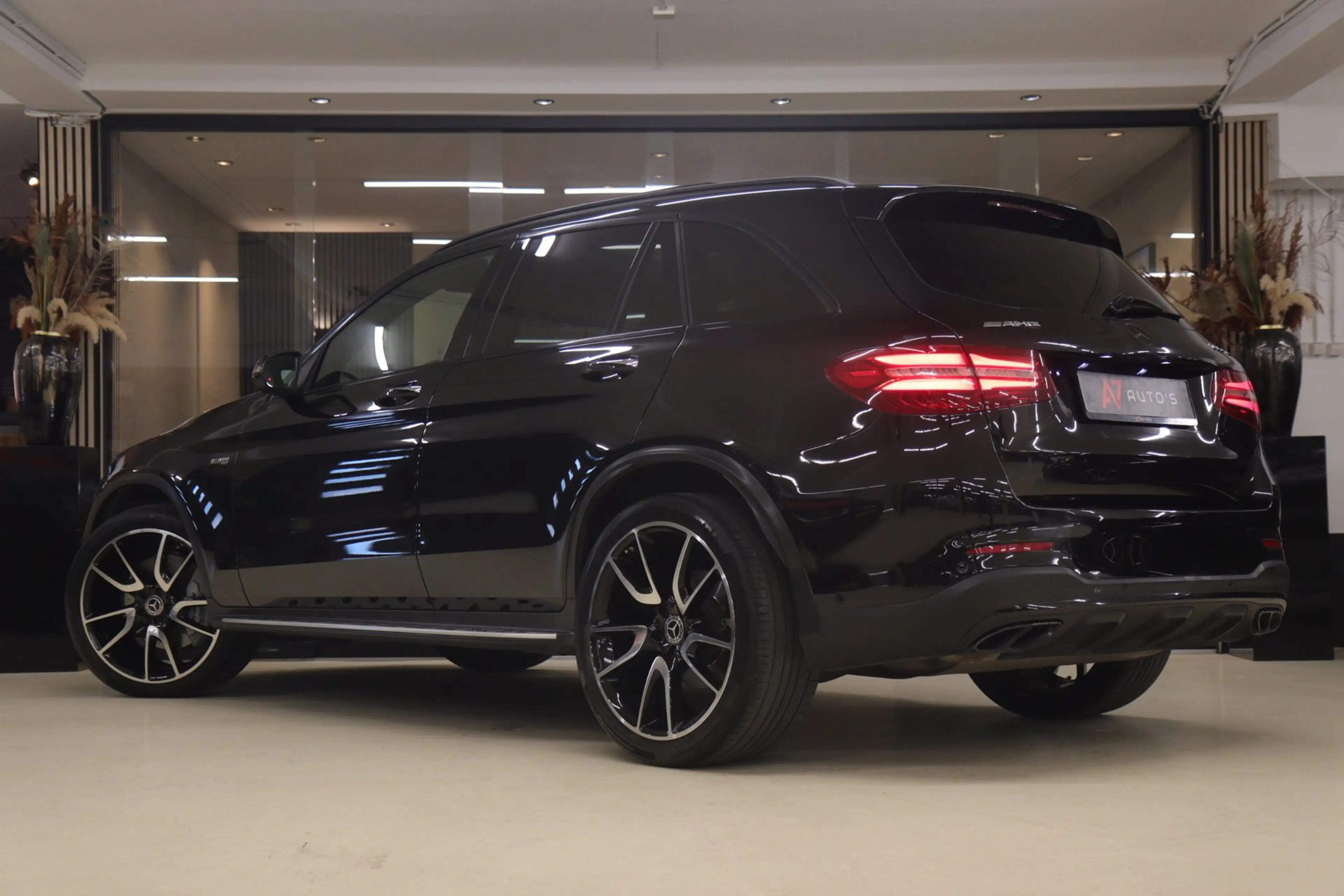 Mercedes-Benz GLC 43 AMG 4MATIC PANODAK/LANEASSIST/LUCHT/MEM/SFEER/VOL — photo 2