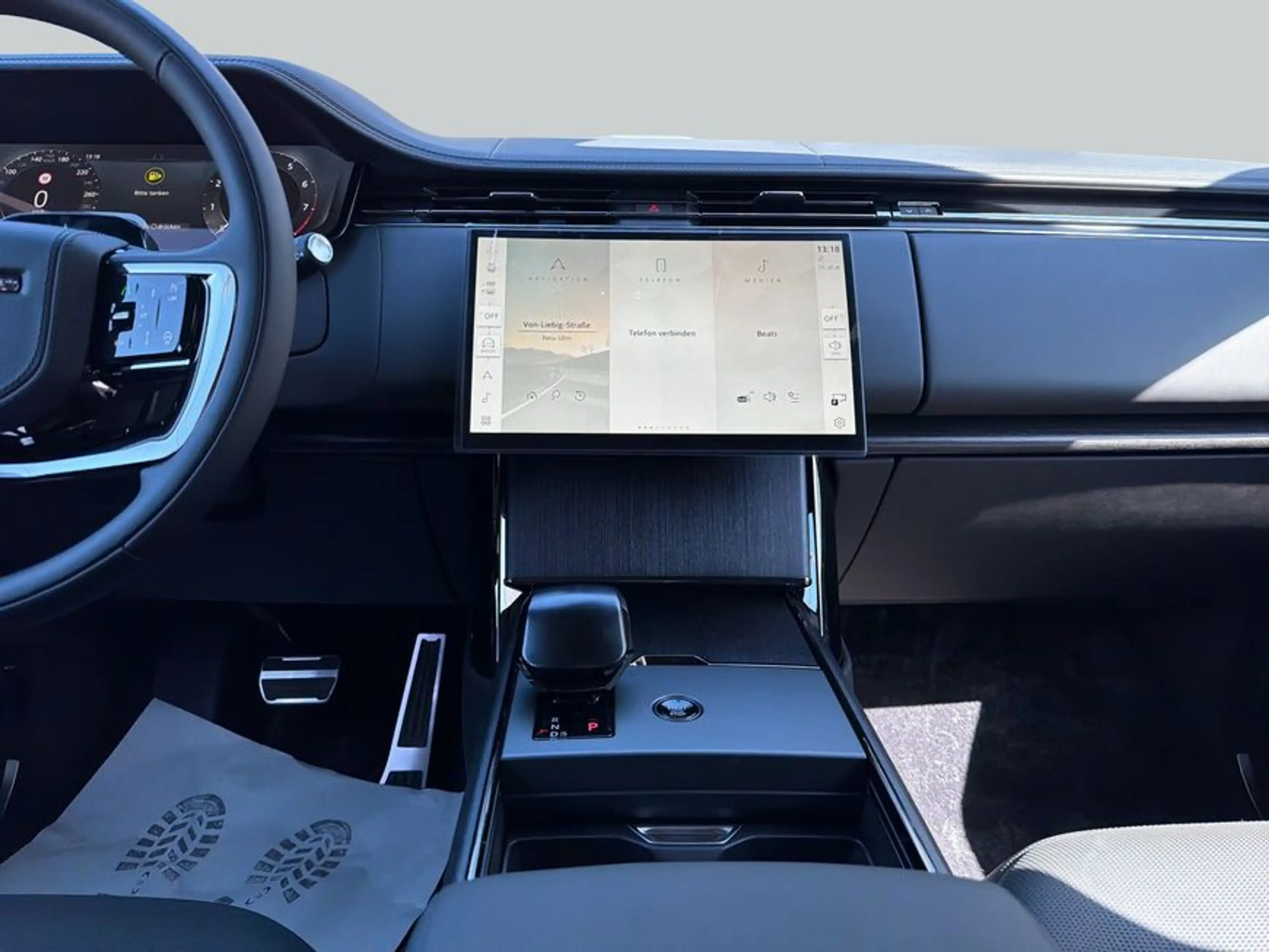 Land Rover Range Rover P615 SV Black 452 kW, 5-türig — photo 14