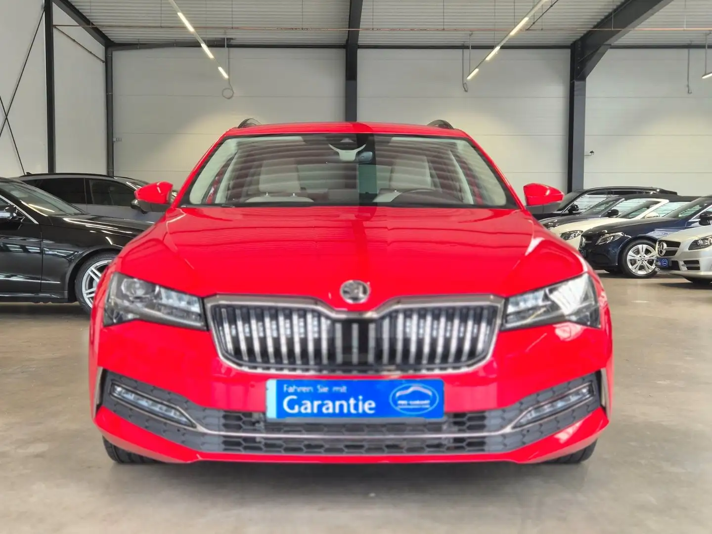 Skoda Superb SUPERB COMBI L&K 4x4 LEDER NAV LED STDHZ ACC CAM Rot - 2