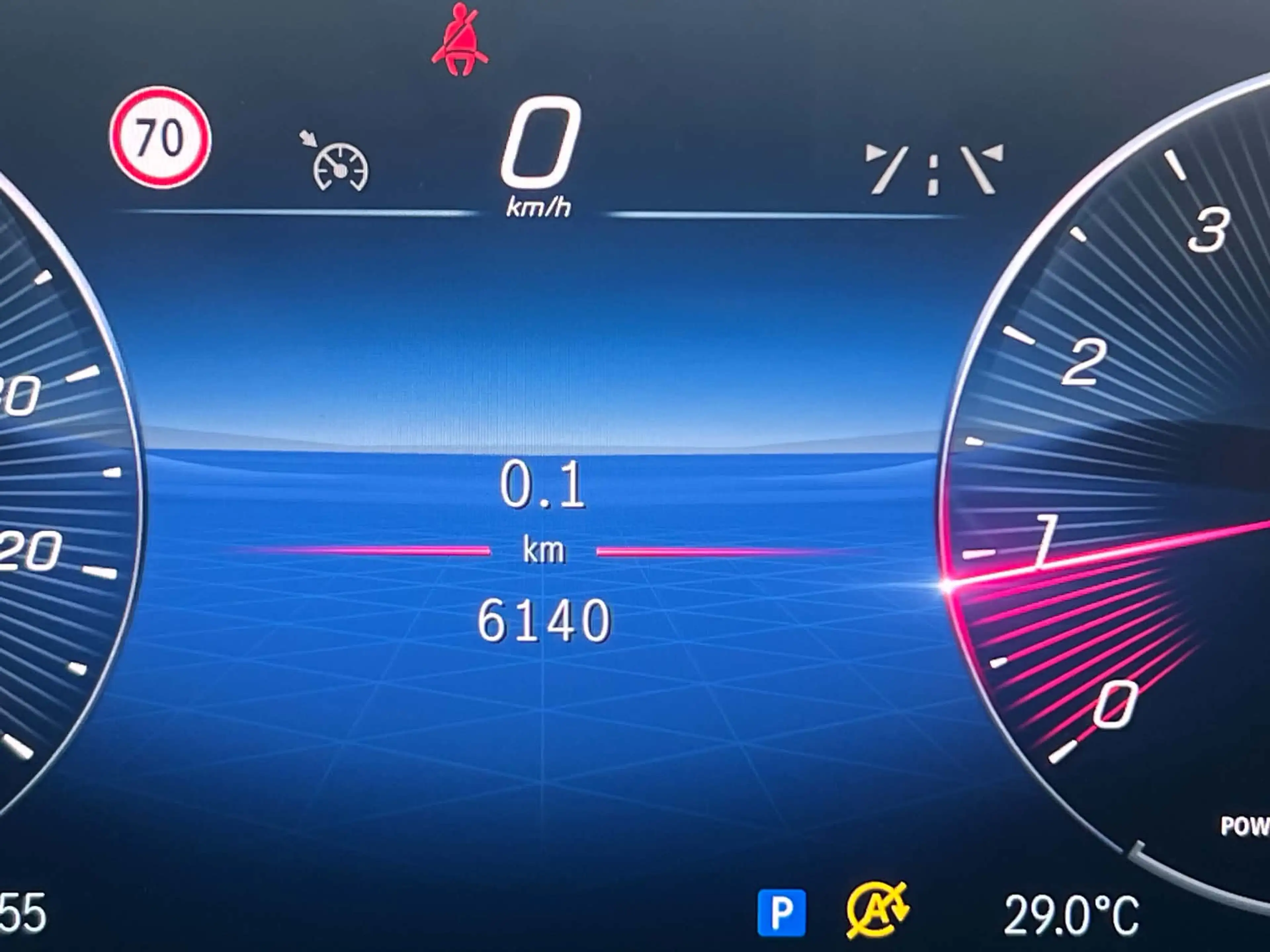 Mercedes-Benz B 200 progressive 2025 camera smartphone integratie 17"velg — photo 15