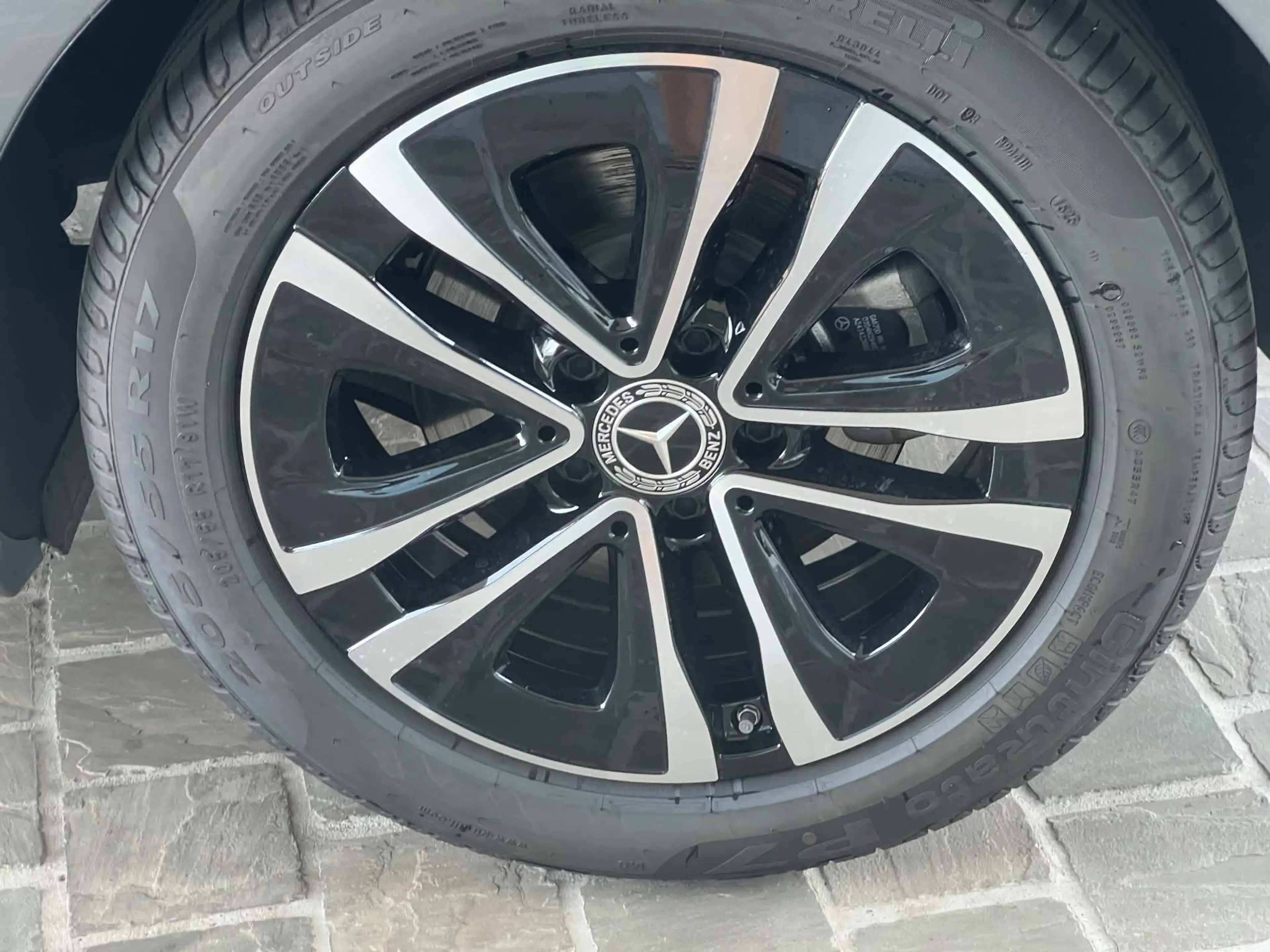Mercedes-Benz B 200 progressive 2025 camera smartphone integratie 17"velg — photo 14